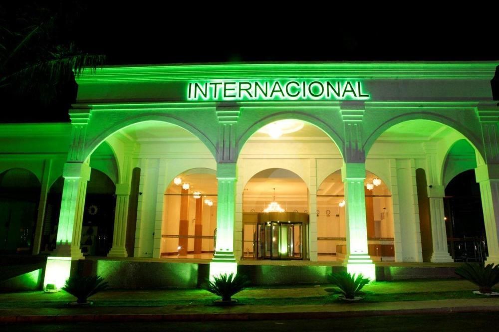 Voa Hotel Internacional マリンガ エクステリア 写真