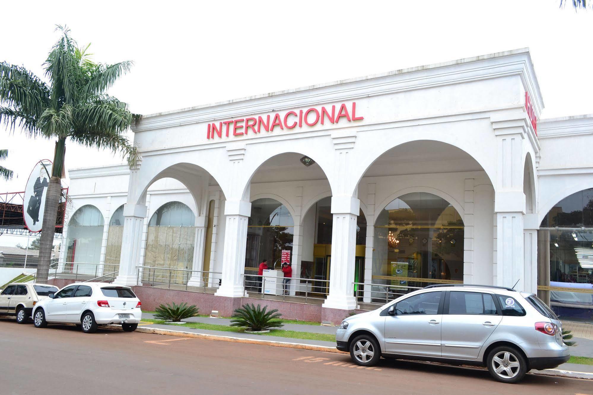 Voa Hotel Internacional マリンガ エクステリア 写真